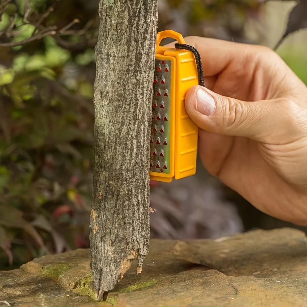Outdoor Magnifying Glass Card  - Fire Starting Kit review and price